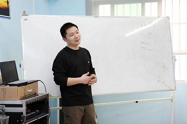 金陵帝斯曼DSM伍工為廣州博皓做《火、煙、毒---現(xiàn)行阻燃標(biāo)準(zhǔn)》培訓(xùn)