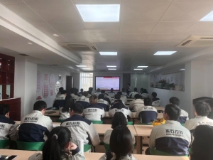 東方特鋼組織開展2025年新進大學生半年度成果匯報會